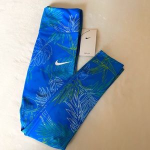 Nike Women Leggings Yoga
